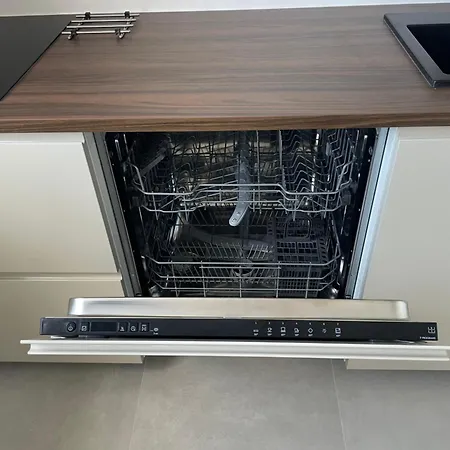 7th Heaven Selca (Brac)