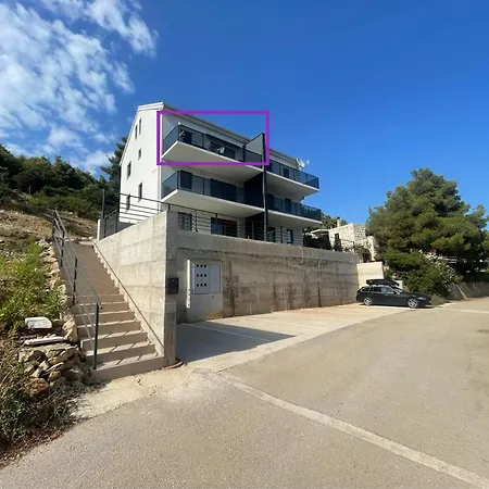 7Th Heaven Apartment